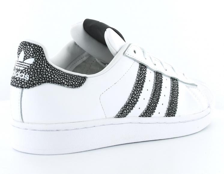 adidas superstar femme blanc noir